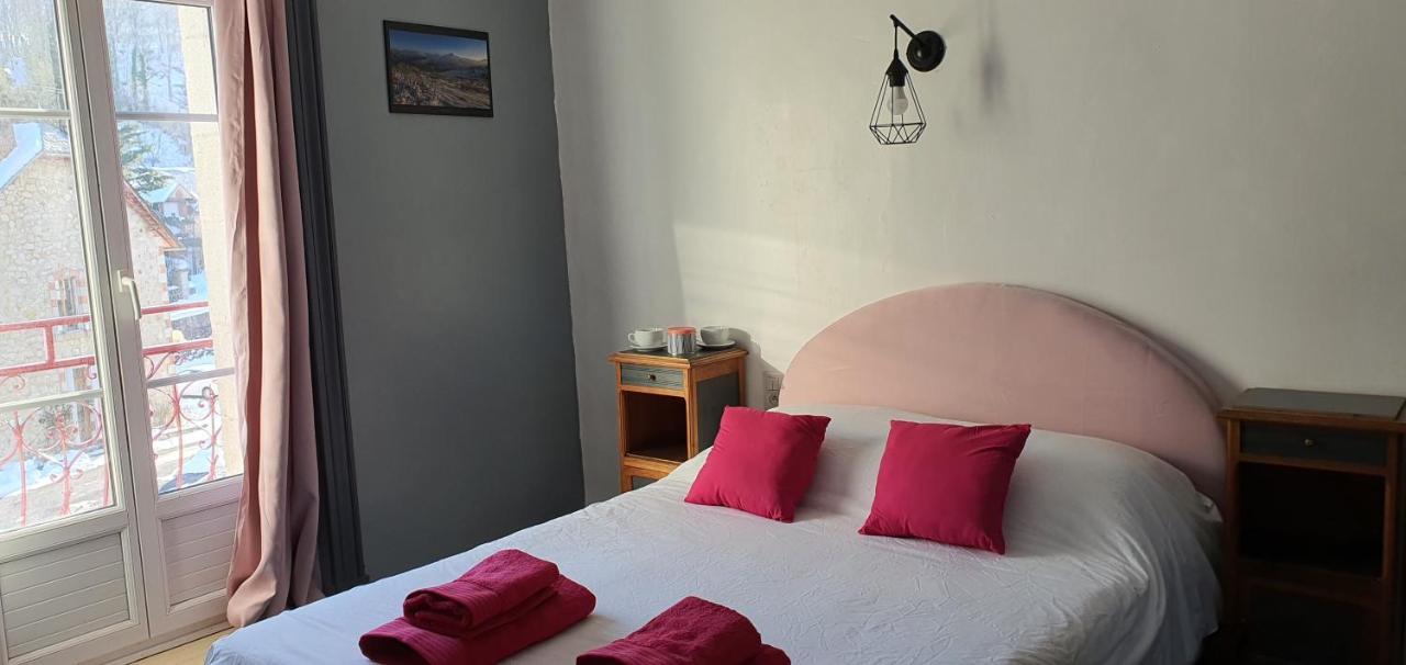 Grand Hotel De La Vallee Cheylade Dış mekan fotoğraf